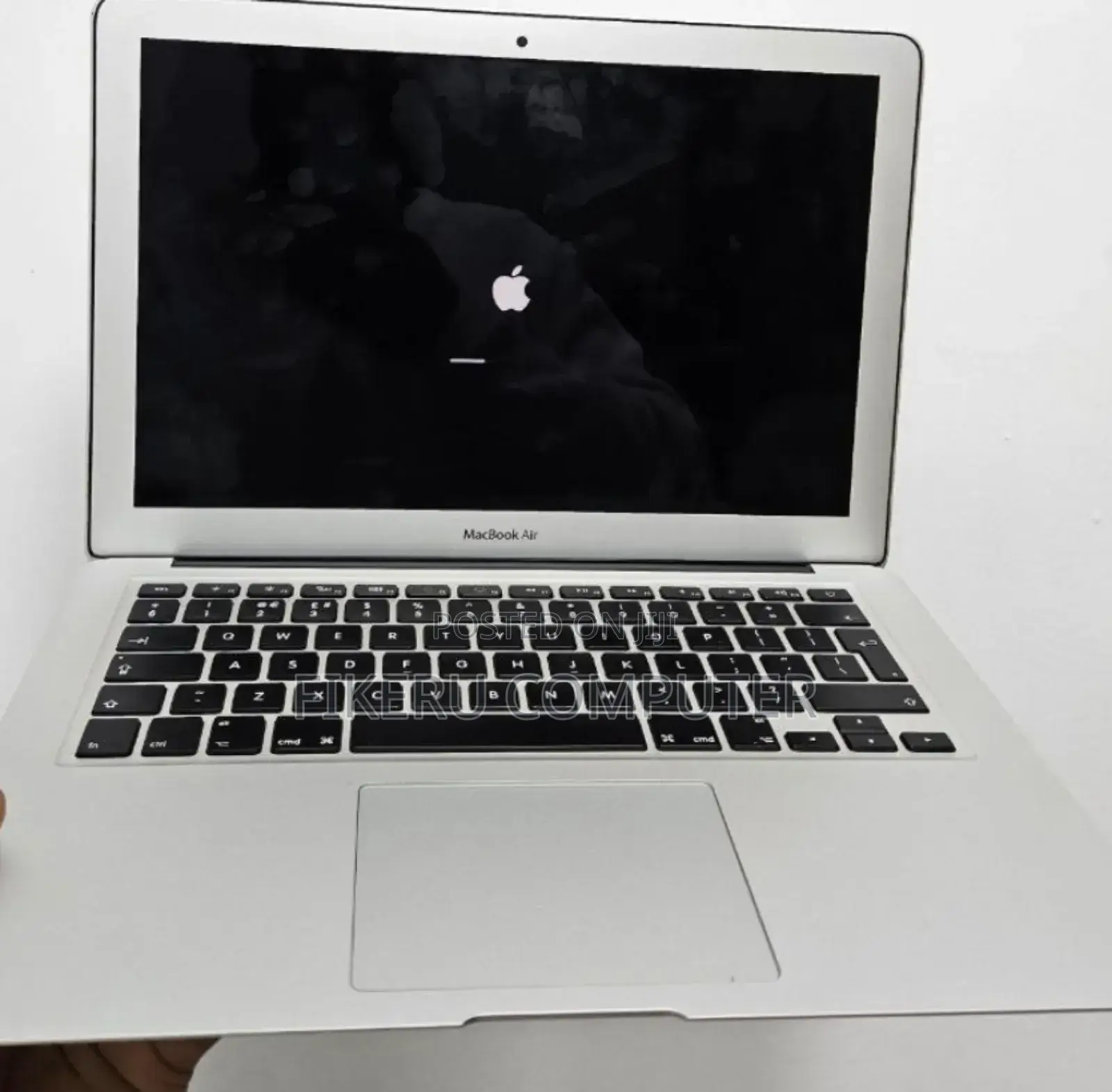 New Laptop Apple MacBook Air 2013 4GB Intel Core I5 SSD 256GB