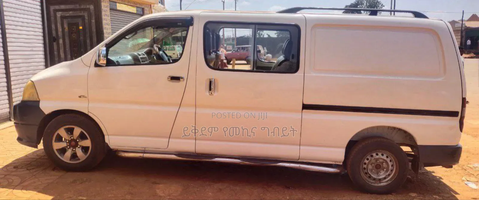 Toyota HiAce 2008 White