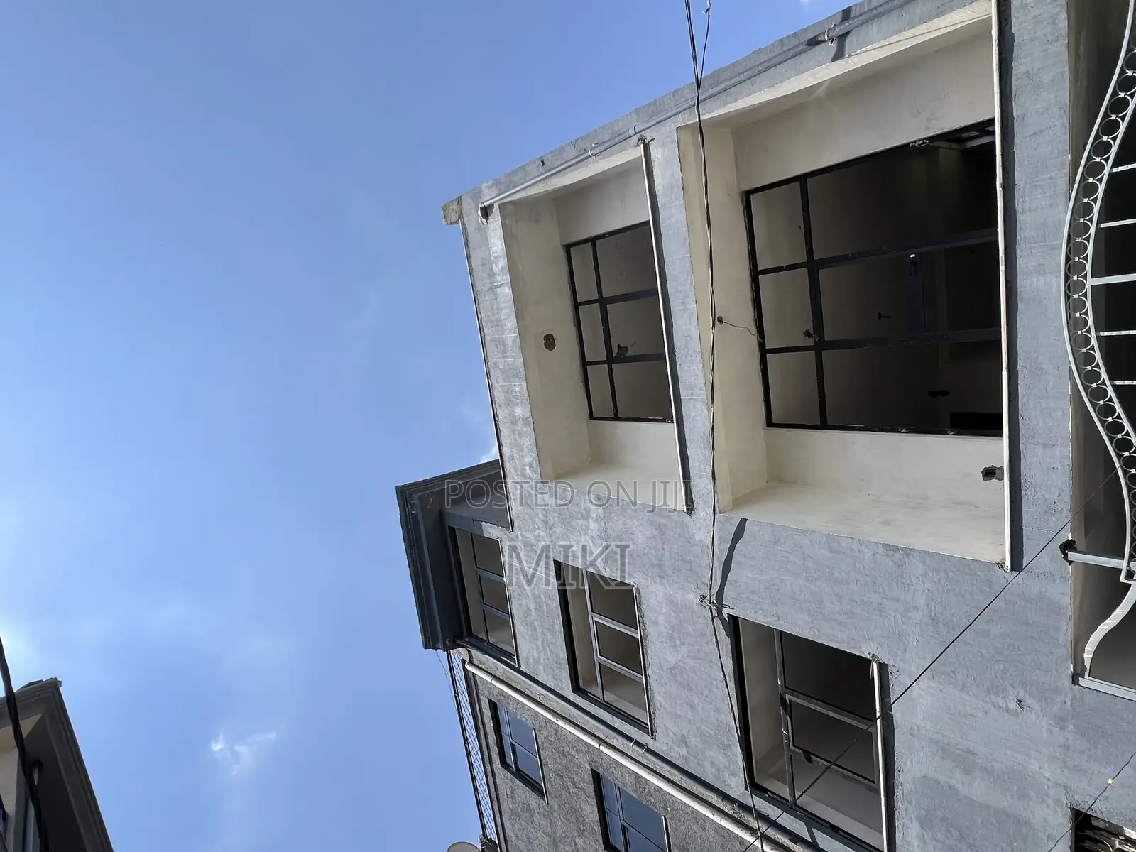 5bdrm Townhouse/Terrace in Haile Garment, Nifas Silk-Lafto for sale