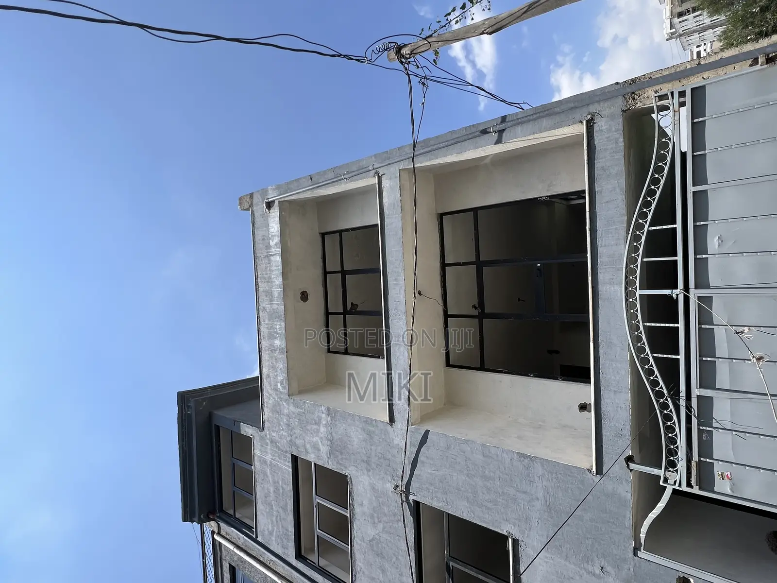 5bdrm Townhouse/Terrace in Haile Garment, Nifas Silk-Lafto for sale