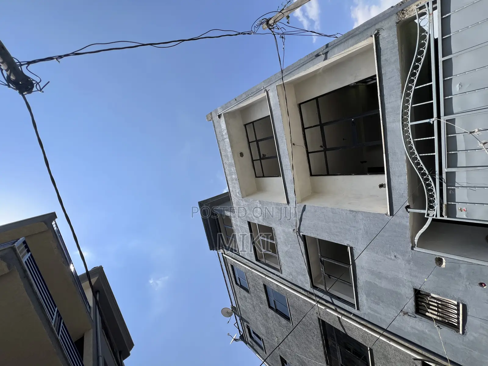 5bdrm Townhouse/Terrace in Haile Garment, Nifas Silk-Lafto for sale