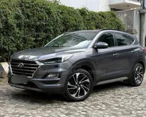Photo - Hyundai Tucson 2020 Matt Black