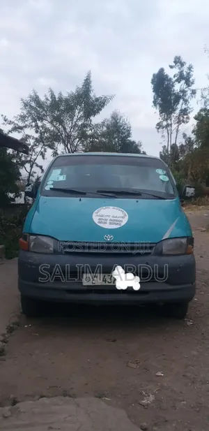 Toyota HiAce 1998 Green