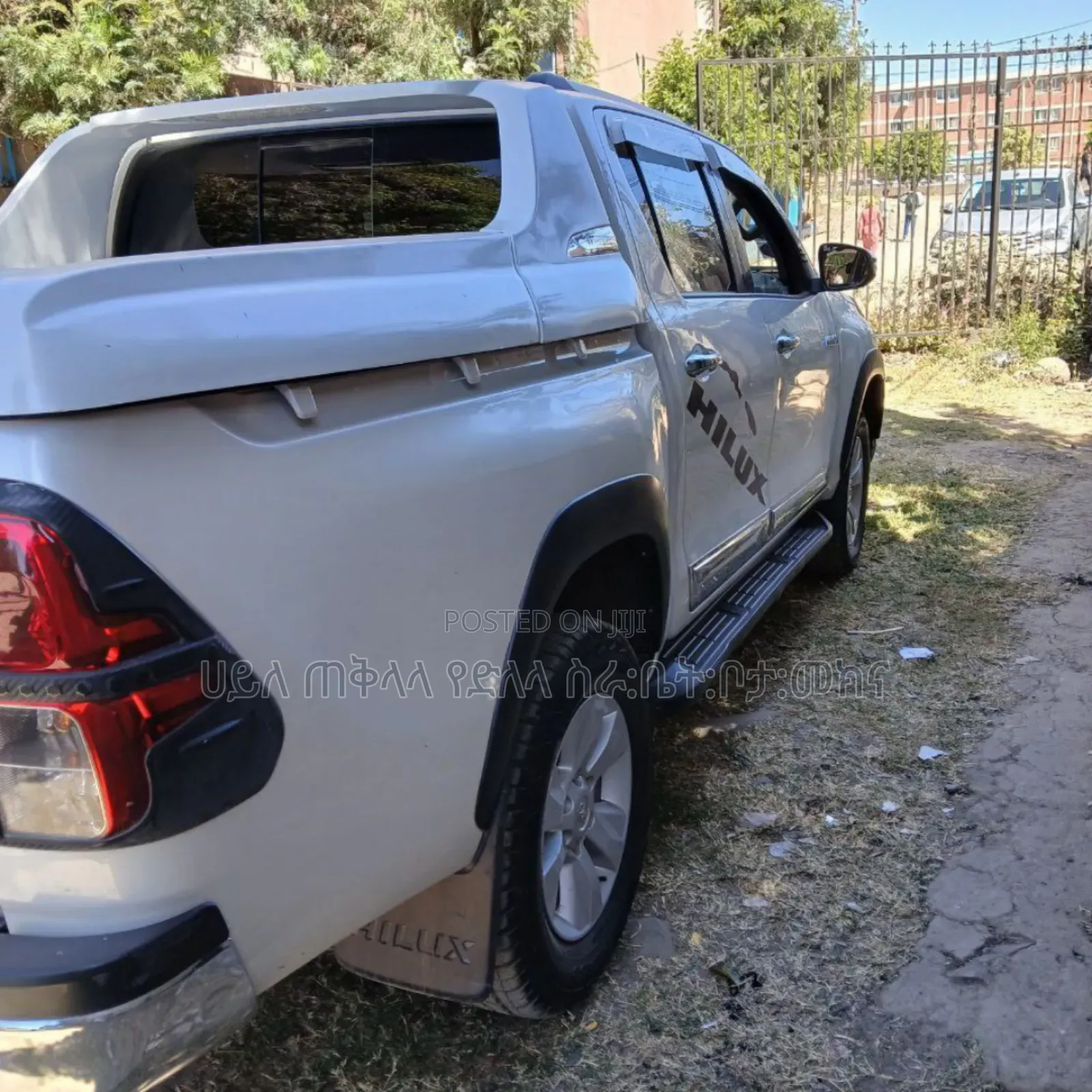 Toyota Hilux 2019 White