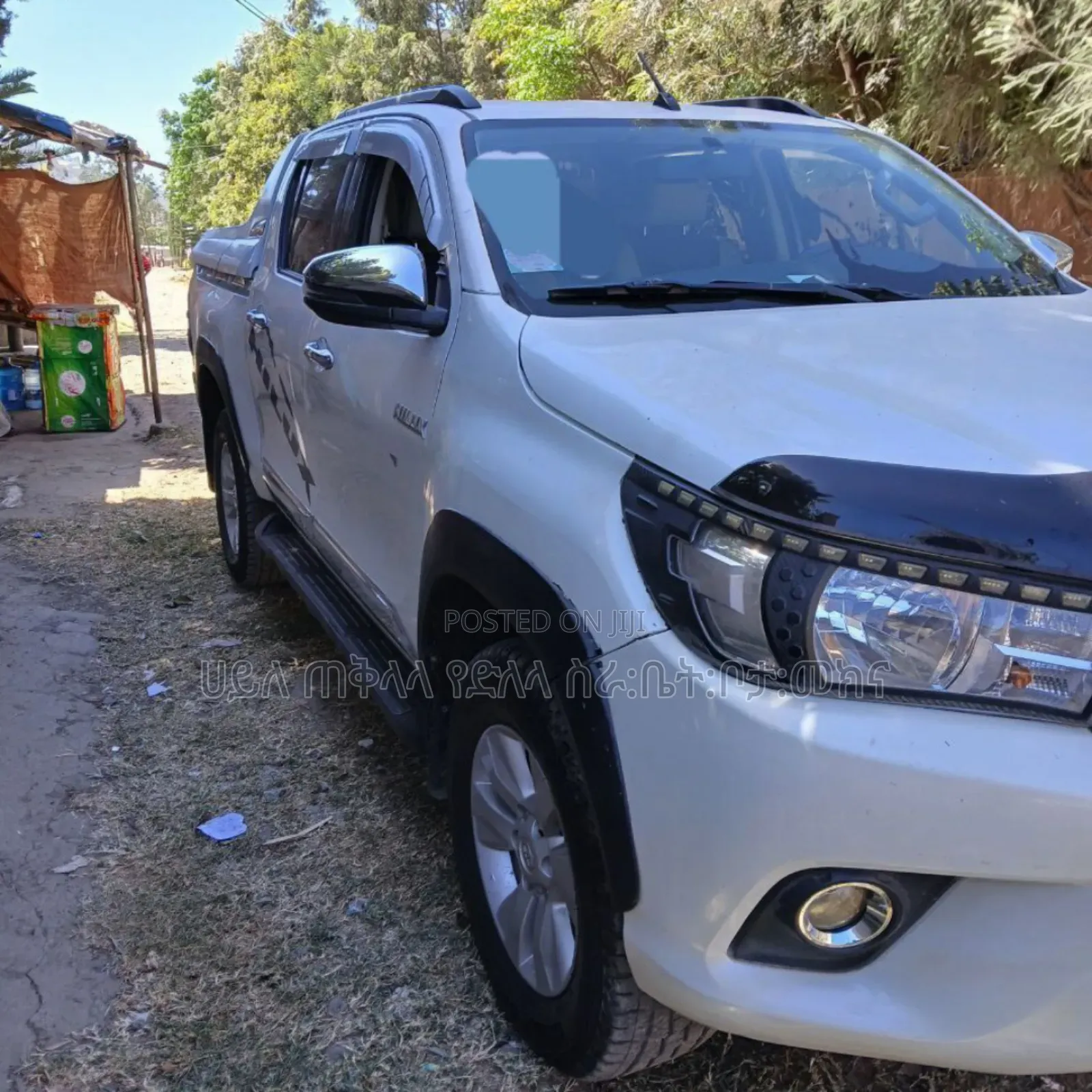 Toyota Hilux 2019 White