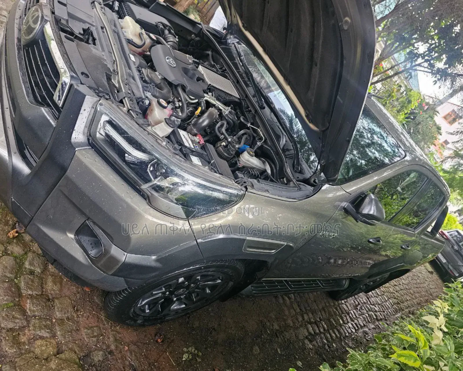 Toyota Hilux 2021 Gold