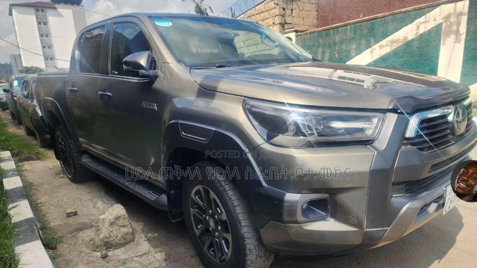 Toyota Hilux 2021 Gold