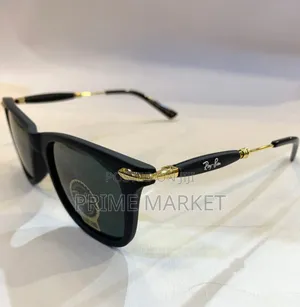 Ray-Ban Stylish Black Gold 2148 Wayfarer Sunglasses (Unisex)