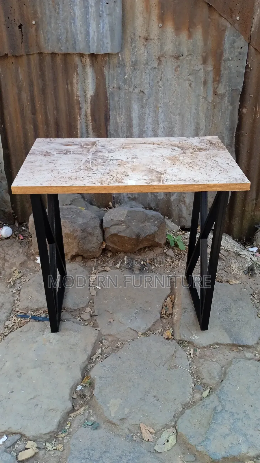 Cafe Hoteal Ande Home Table ጠረፔዛ