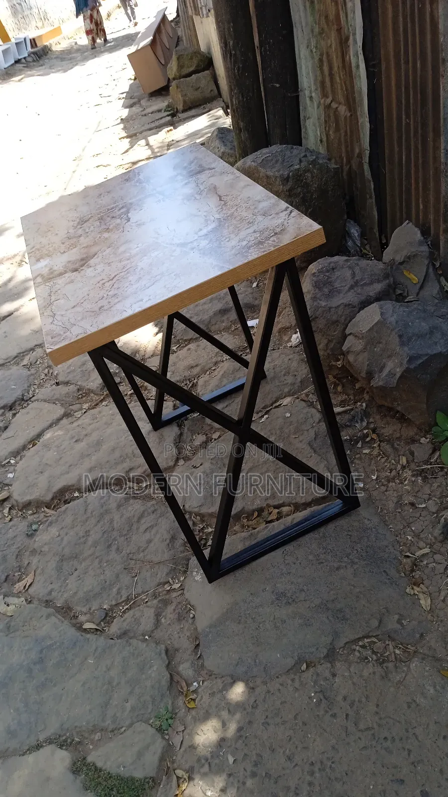 Cafe Hoteal Ande Home Table ጠረፔዛ