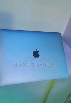 Photo - New Laptop Apple MacBook Air 2020 M1 8GB Apple M1 SSD 256GB