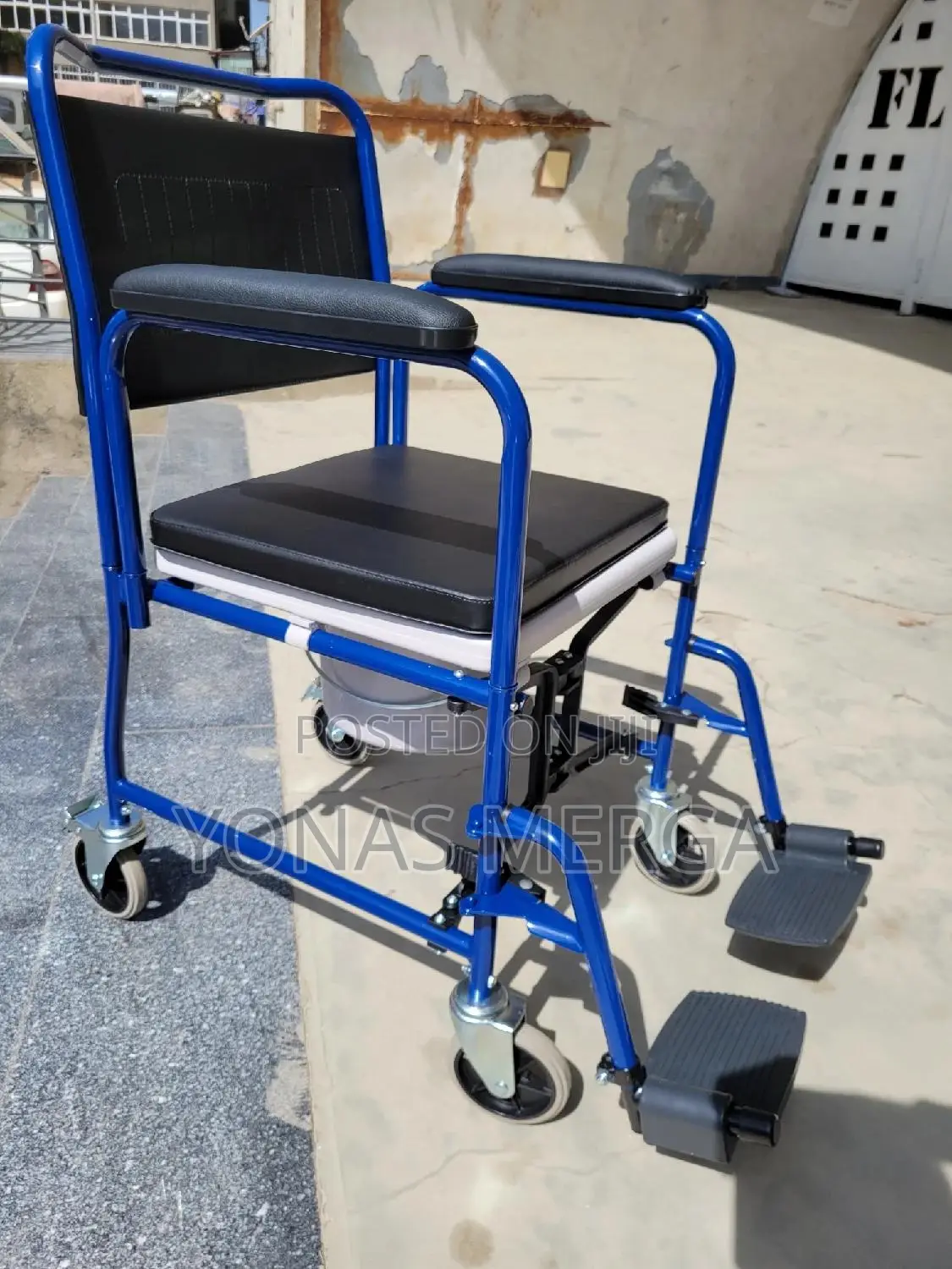 Multipurpose Commode Wheelchair檸肉toilet Chair氟怪locking Caster Wheels