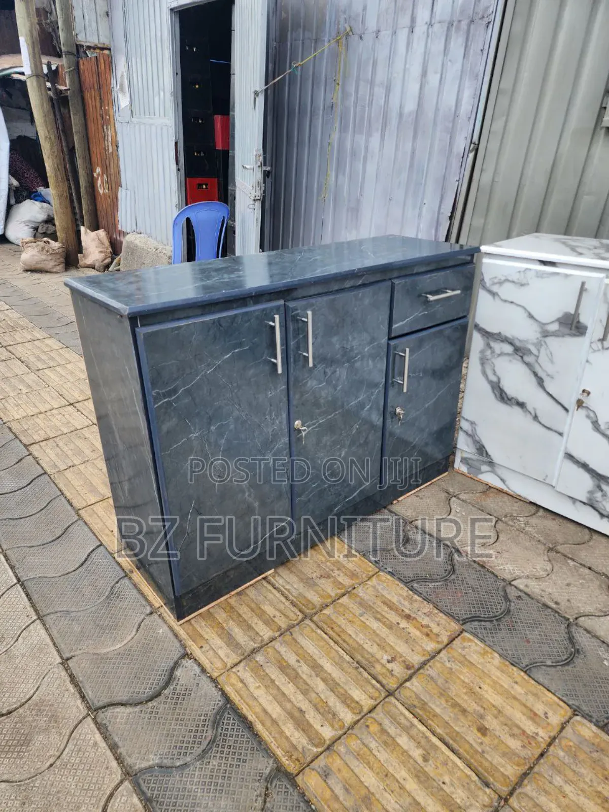 ብፌዎች Kitchn Cabinet