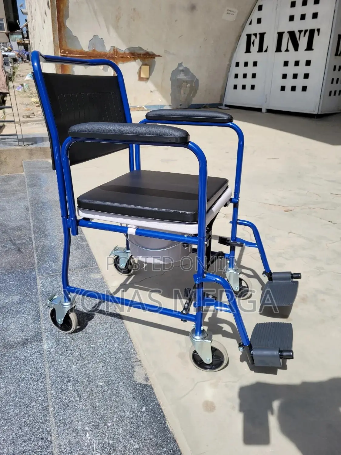 Toilet Chair煲媺potty Chair//Indoor Commode Wheelchair on Sale