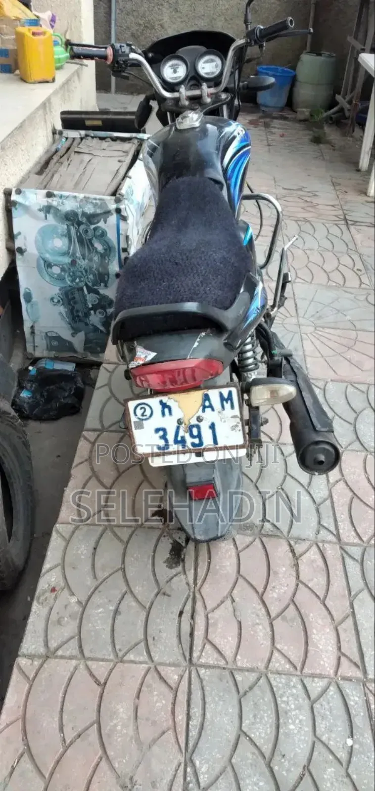 Bajaj Discover 150 2020 Blue