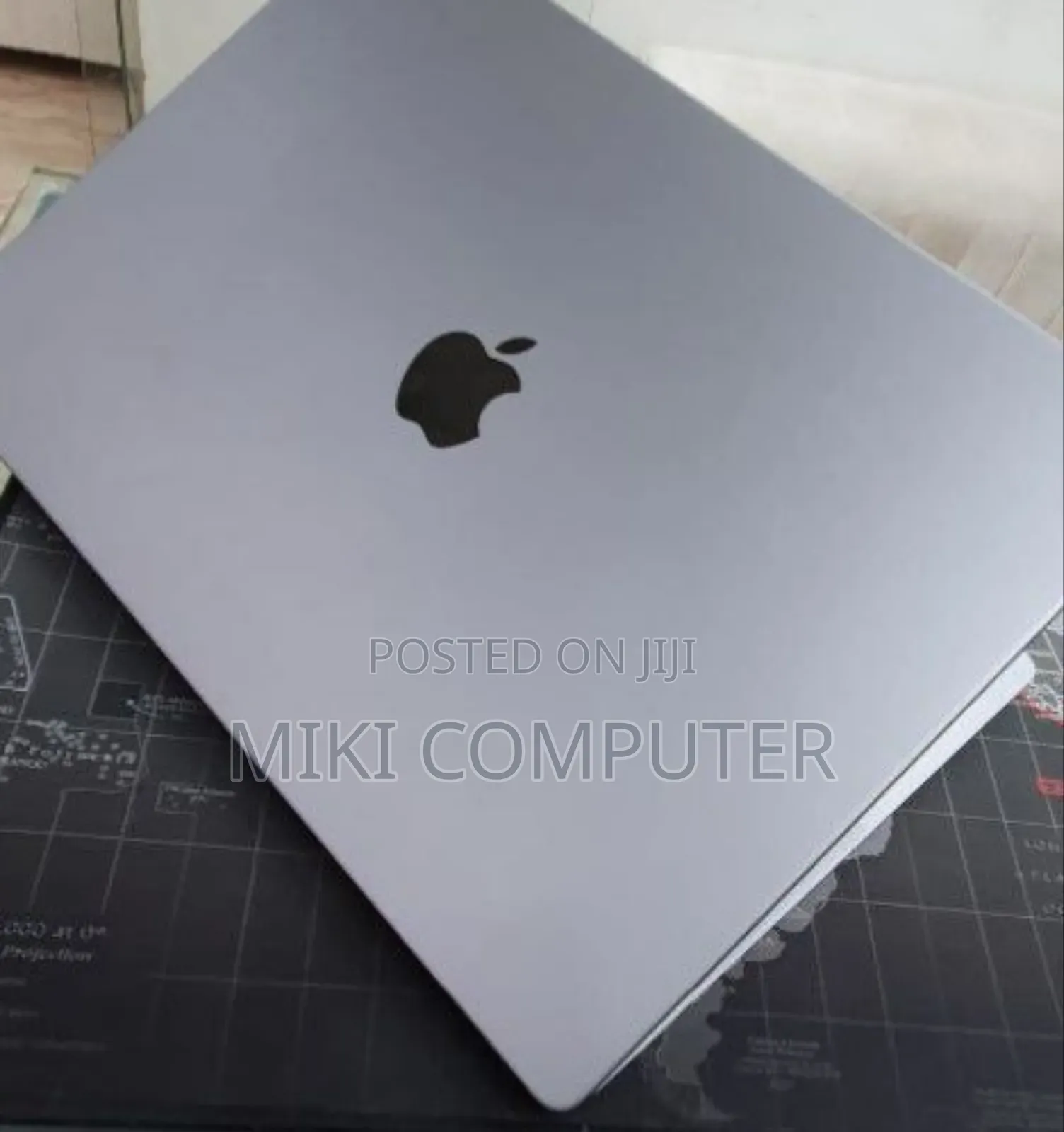 New Laptop Apple MacBook Pro M1 8GB Intel SSD 1T