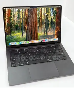 New Apple MacBook Pro 2024 M3 14-Inch 18GB Apple M3 Pro SSD 512GB