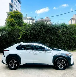 Toyota bZ4X 2022 White