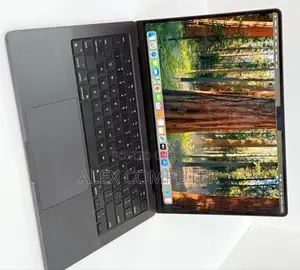 New Apple MacBook Pro 2024 M3 14-Inch 18GB Apple M3 Pro SSD 512GB