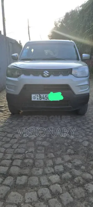 Photo - Suzuki S-Presso 2021 Silver