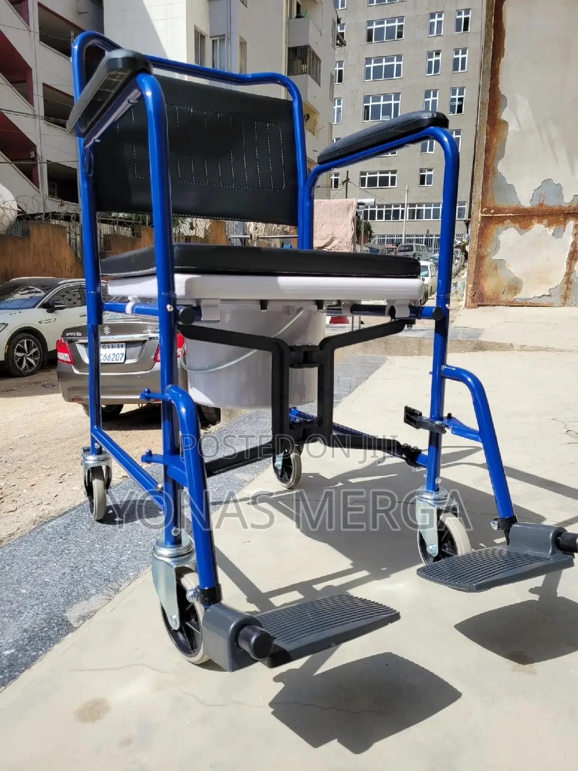 Toilet Chair蛋乃medical Wheelchair and Bathroom at the Same Time