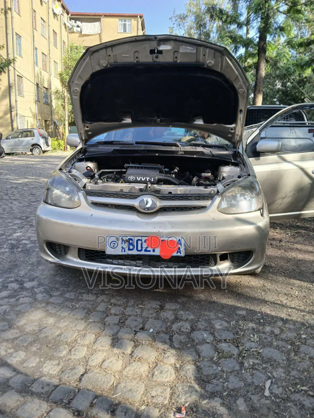 Toyota Platz 2002 Gold