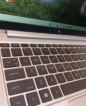 New Laptop HP EliteBook 640 G10 16GB Intel Core I7 SSD 512GB