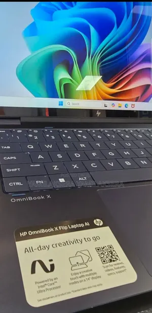 New Laptop HP OmniBook 5 14" 16GB Intel Core i7 SSD 1T