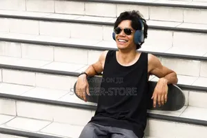 Photo - High Quality JBL Bluetooth Speaker 720 ( Active Noise Cancellation )