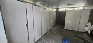 Photo - Toilet Partition / HPL
