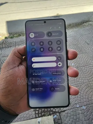 Photo - Samsung Galaxy S21+ 5G 256 GB Black