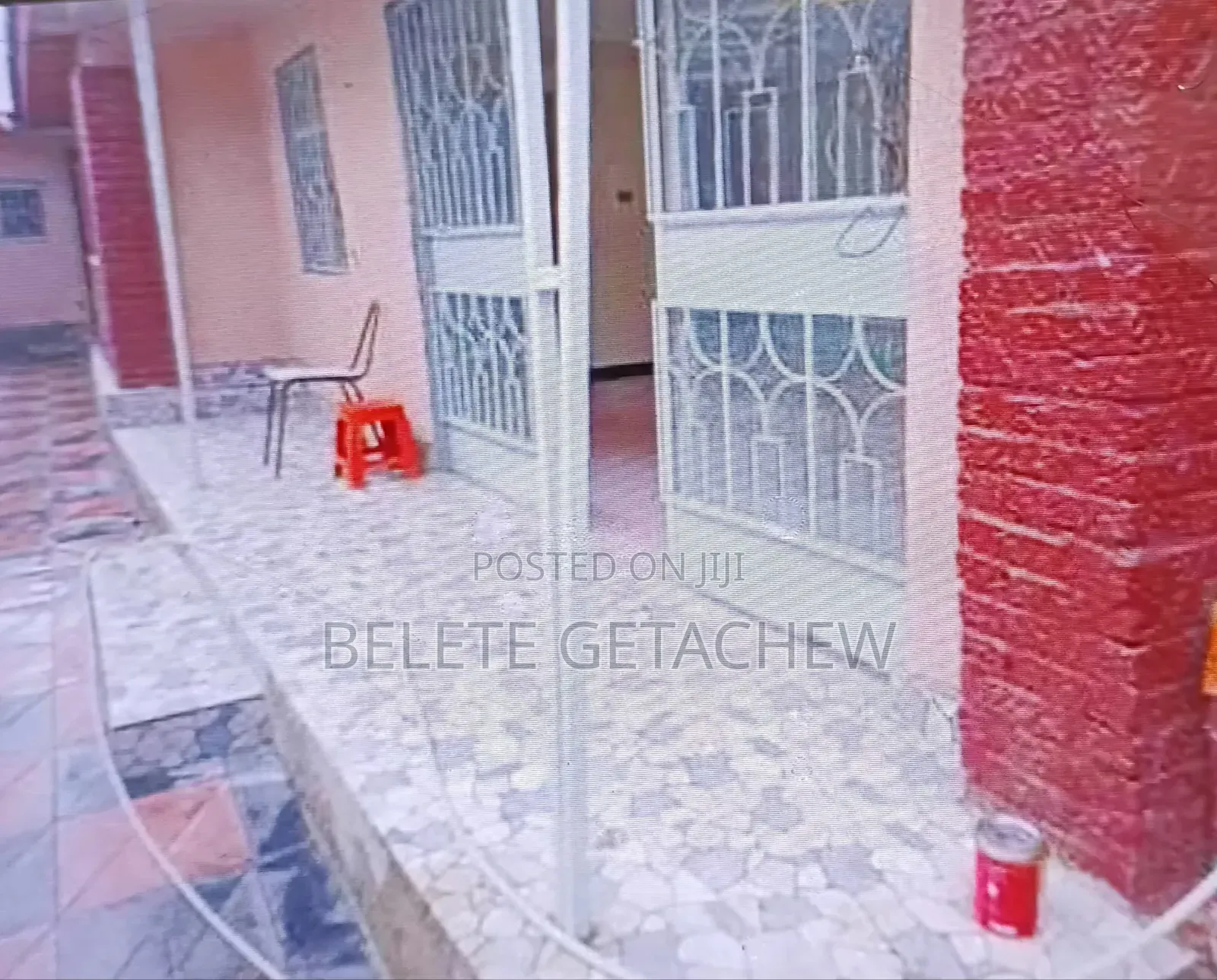 3bdrm Villa in Megenagna Shola. Old, Yeka for sale