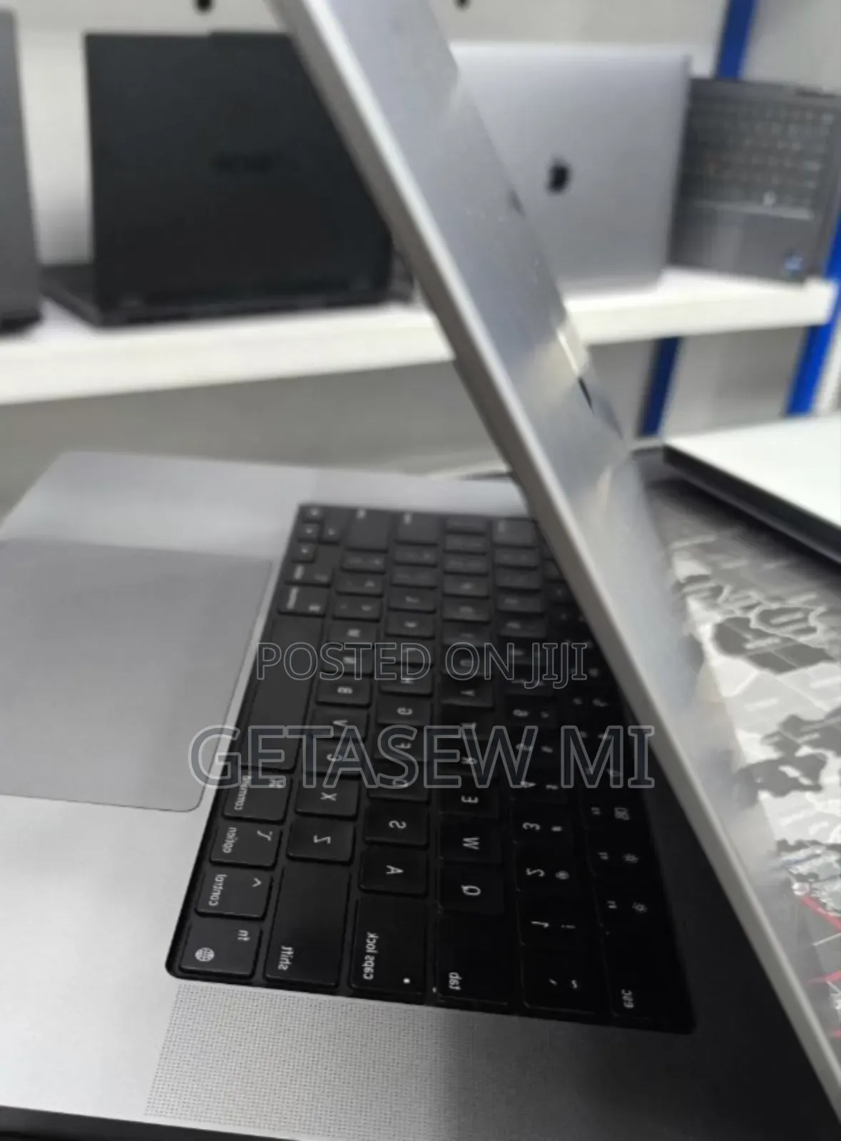 New Laptop Apple MacBook Pro 2021 M1 64GB Apple M1 Max SSD 1T