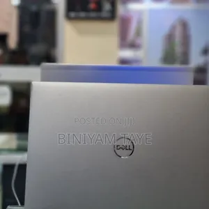 Photo - New Laptop Dell Precision 5570 16GB Intel Core I7 SSD 512GB