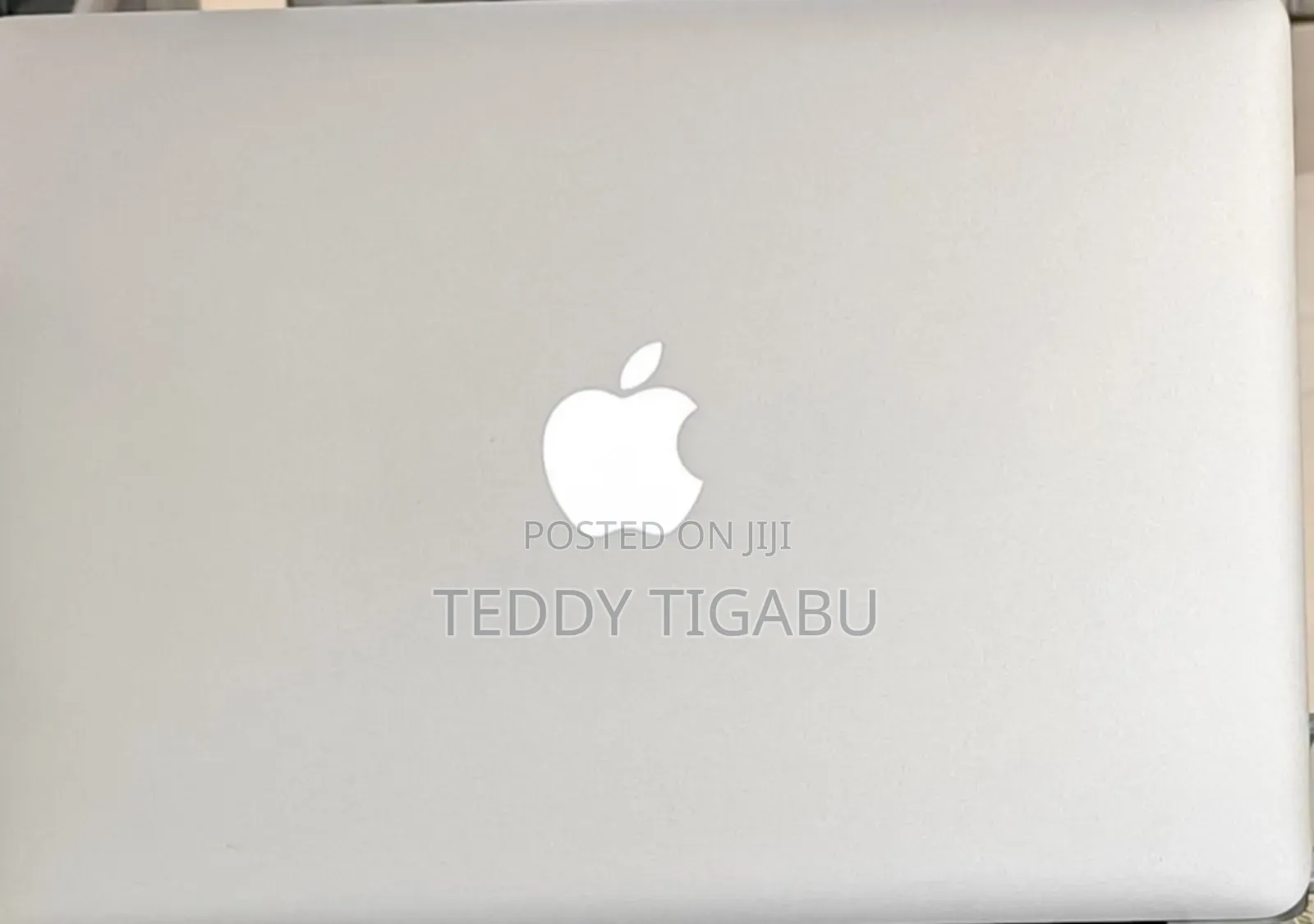 New Laptop Apple MacBook Air 2017 8GB Intel Core I7 SSD 512GB