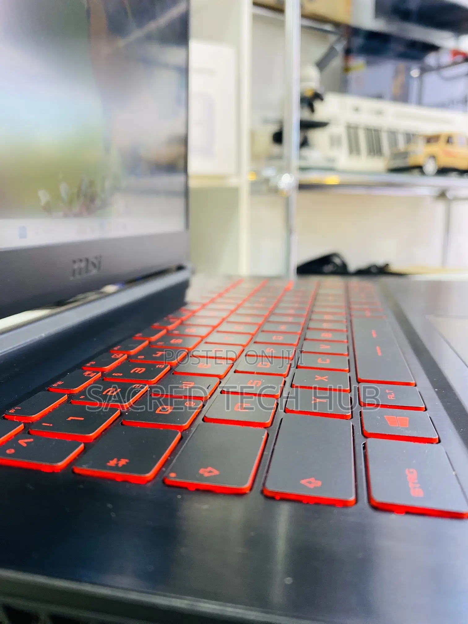 New Laptop MSI GF63 16GB Intel Core I5 SSD 512GB