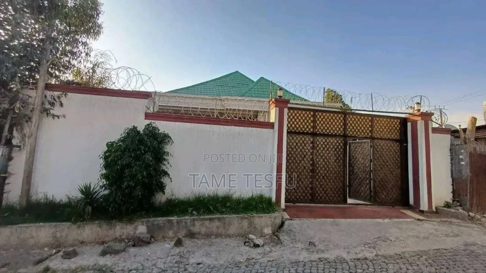 Furnished 5bdrm Villa in ጃክሮስ, Bole for sale