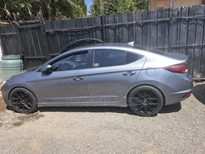 Hyundai Avante 2020 Silver