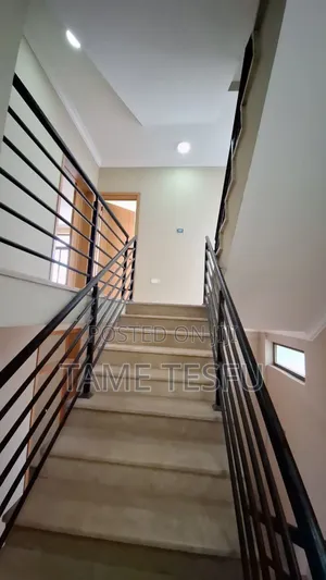 Furnished 8bdrm House in ሀያት, Bole for sale