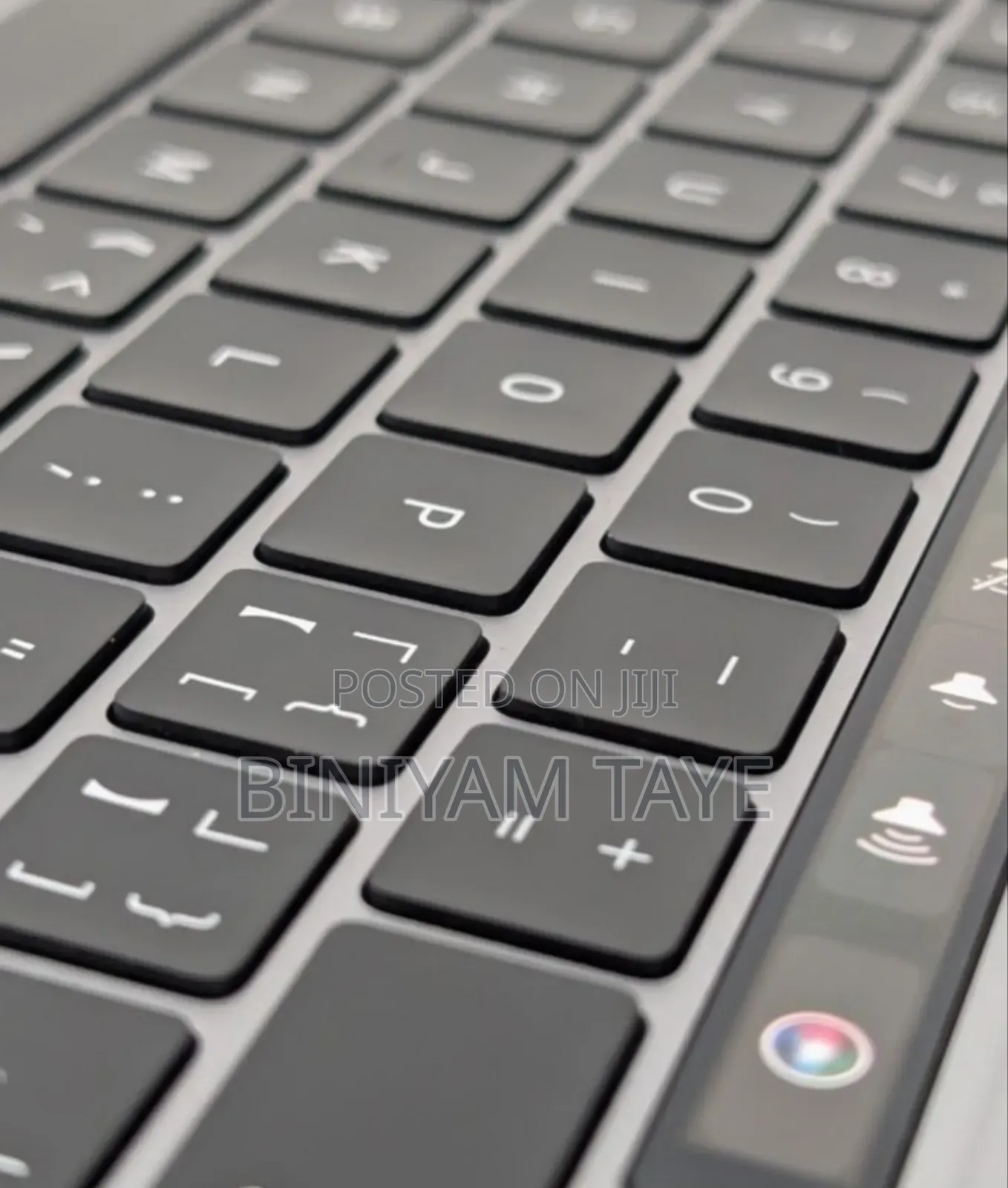 New Apple MacBook Pro Max 2023 M2 14-Inch 8GB Intel Core I5 SSD 256GB