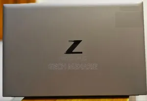 New Laptop HP ZBook Firefly G8 16GB Intel Core I7 SSD 512GB