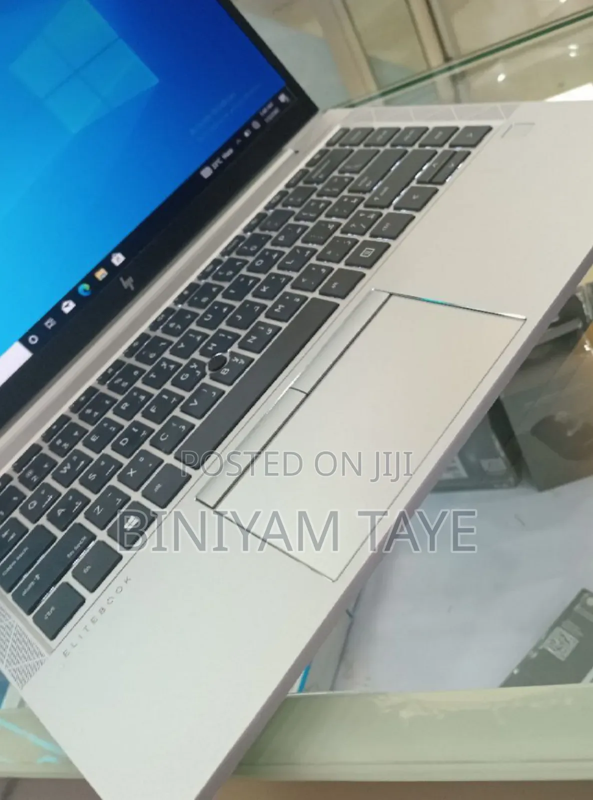 New Laptop HP EliteBook 840 G8 16GB Intel Core I7 SSD 512GB
