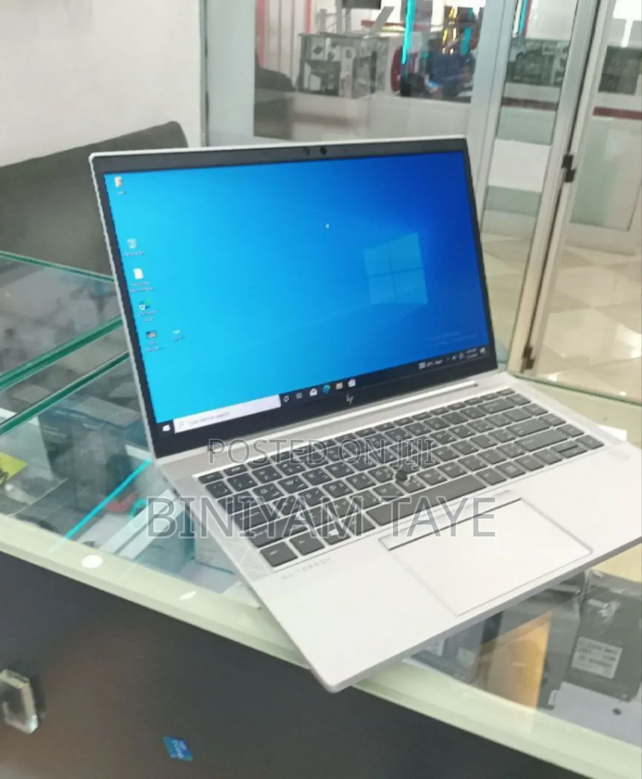 New Laptop HP EliteBook 840 G8 16GB Intel Core I7 SSD 512GB