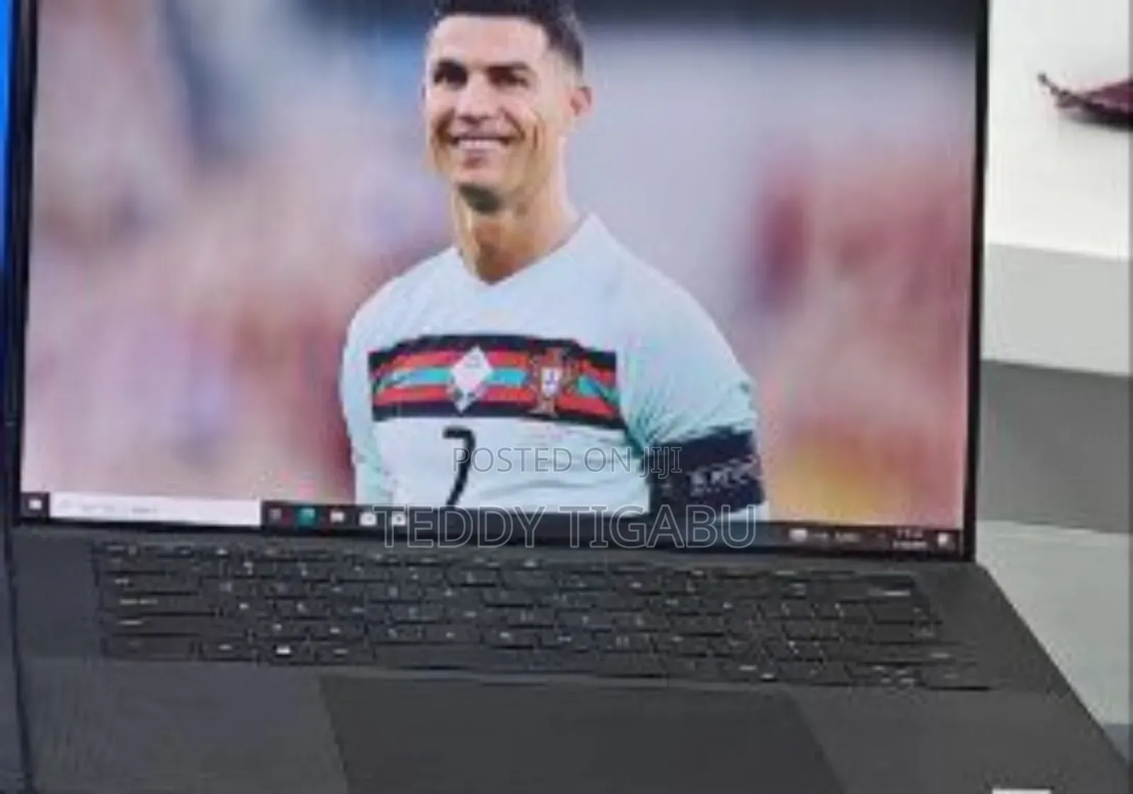 New Laptop Dell Precision 5550 16GB Intel Core i7 SSD 512GB