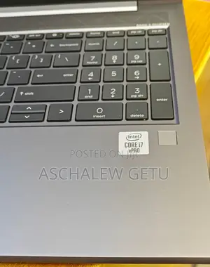 New Laptop HP ZBook Firefly 15 G7 16GB Intel Core I7 SSD 512GB