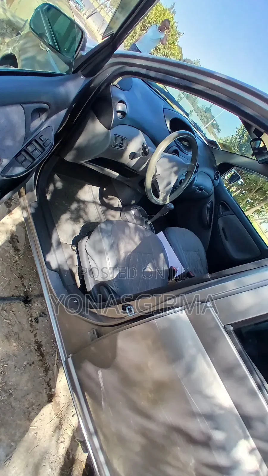 Toyota Vitz 2001 Silver