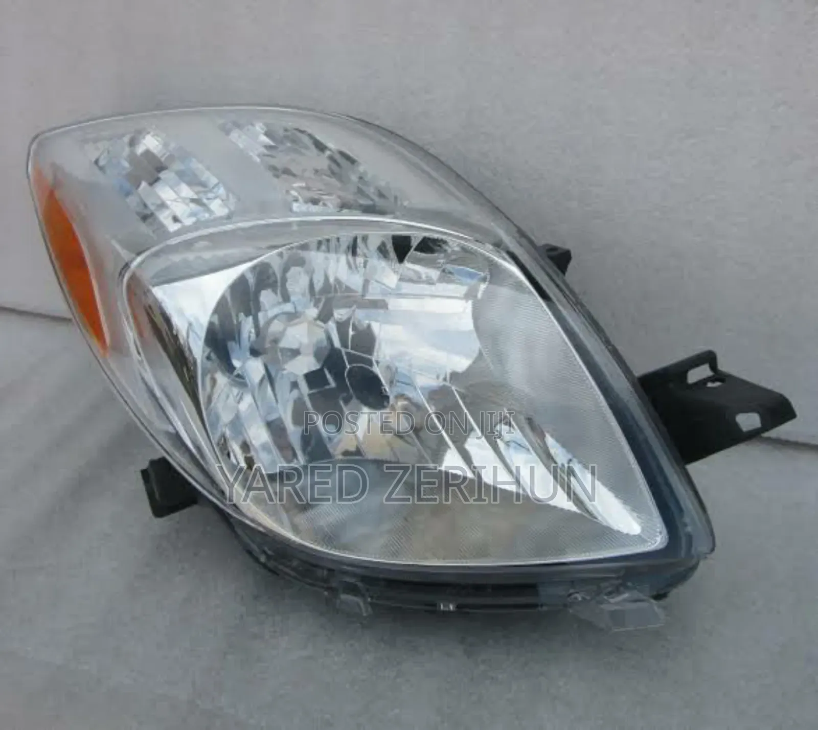 Yaris Headlight