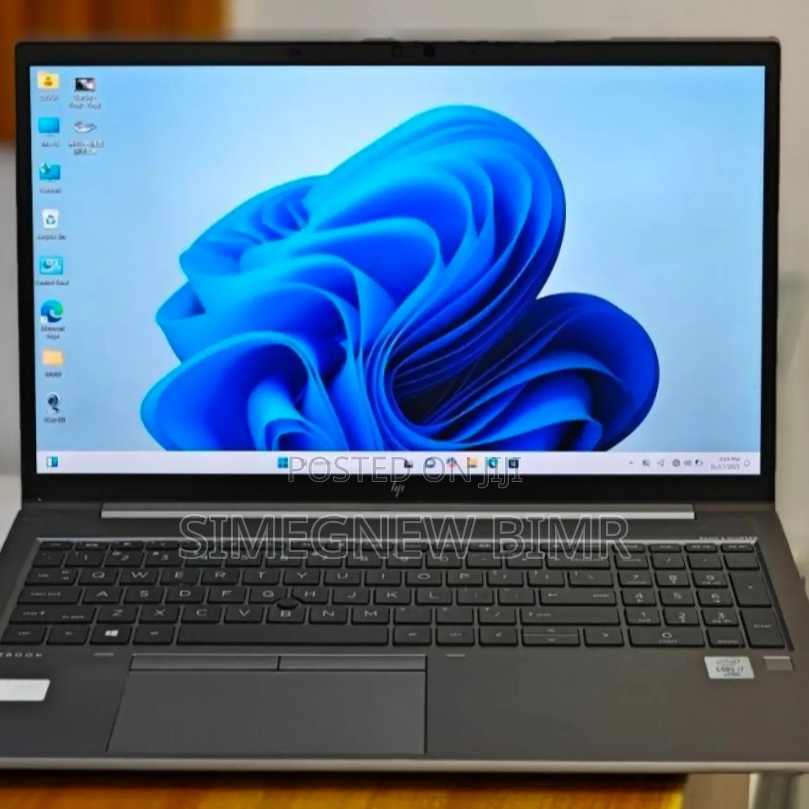 New Laptop HP ZBook Firefly 15 G7 16GB Intel Core I7 SSD 512GB