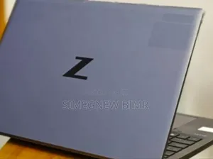 New Laptop HP ZBook Firefly 15 G7 16GB Intel Core I7 SSD 512GB