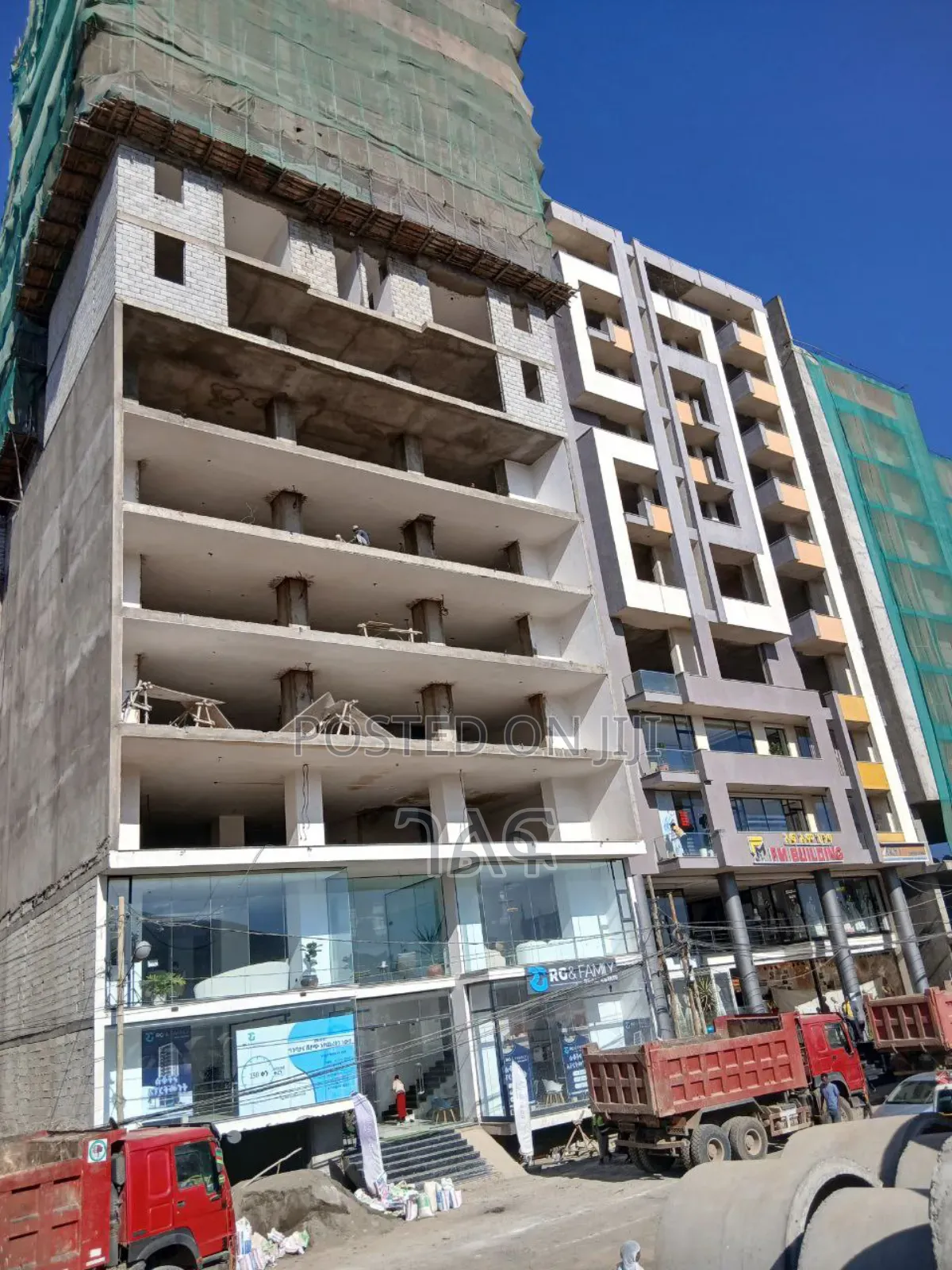 የንግድ ሱቆች በቦሌ መድሃኒያለም 90% በላይ የተጠናቀቁ በ3 ወራት የምትረከቧቸው የንግድ ሱቆችንና መኖሪያ ቤት